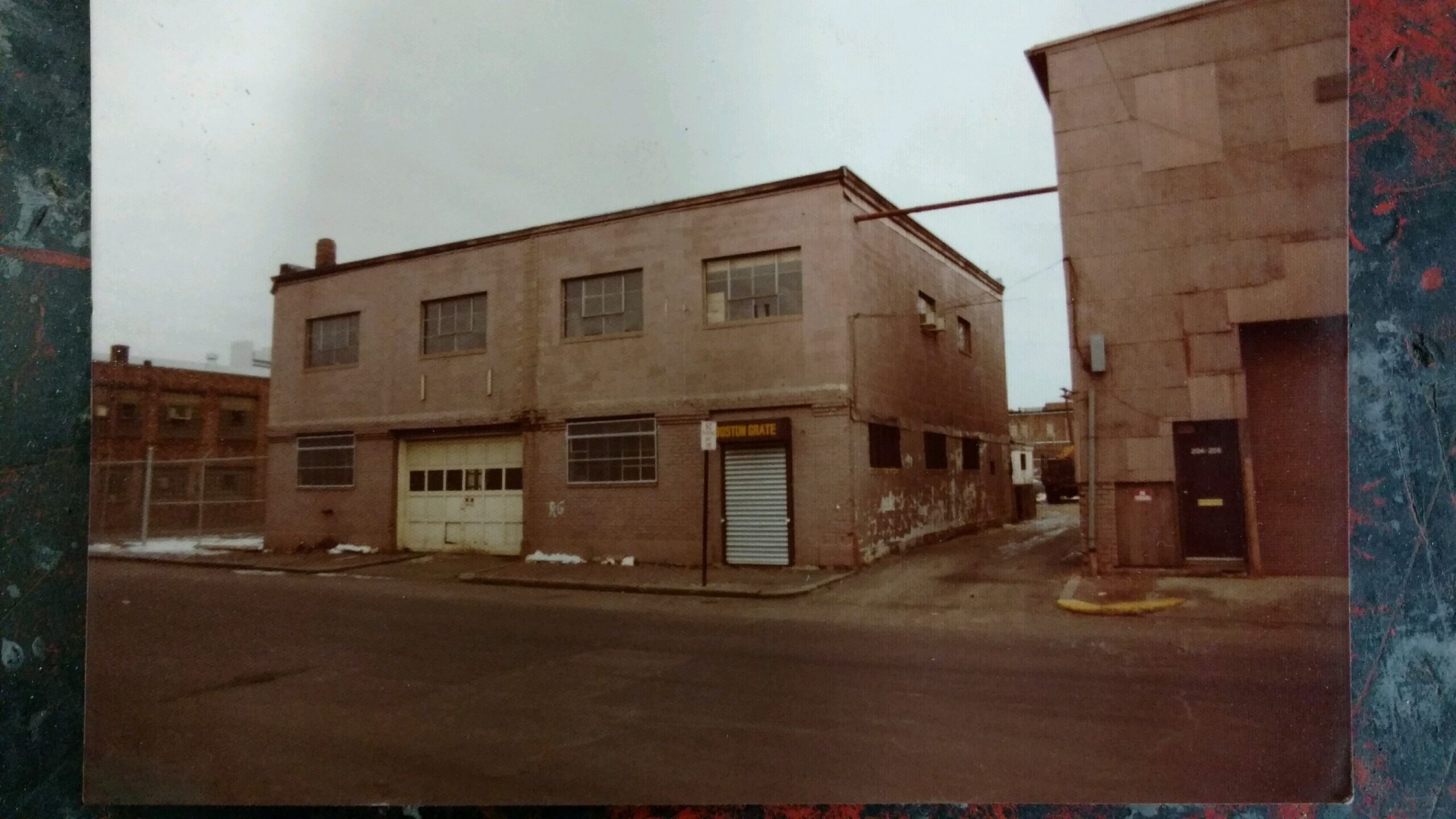 Storefront of Boston Grate in 1976, founded by Julian Gordon in Boston, MA